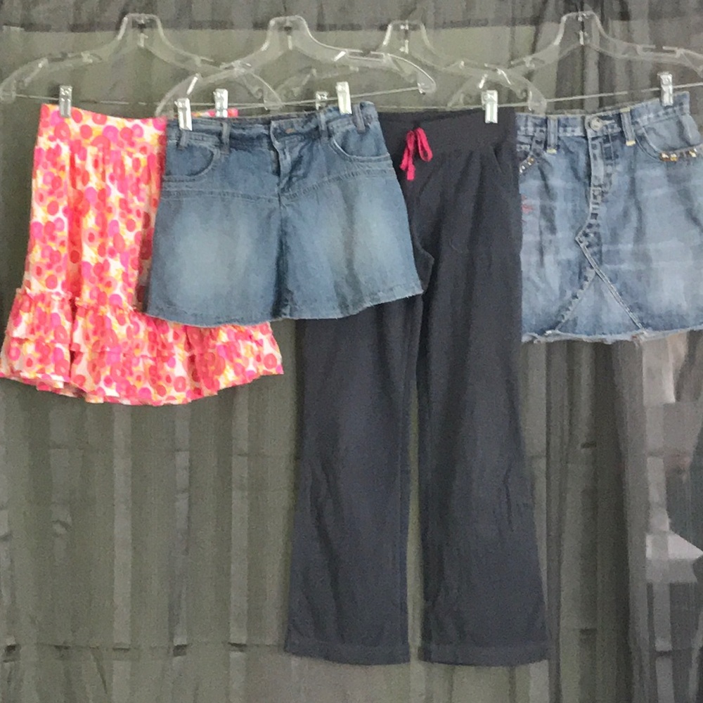 Tween 4 pieces bottom size 10-12 various brand